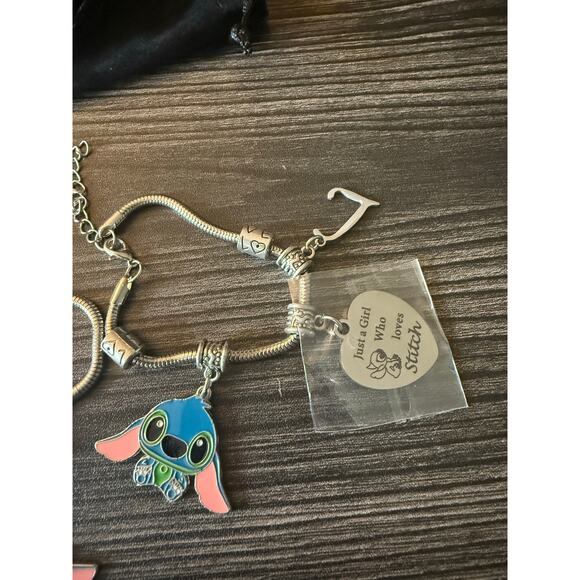 NWT Lilo & Stitch Charm Bracelet Bundle - Picture 5 of 6